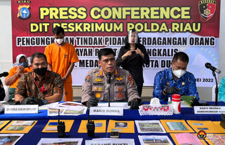 Polda Riau Ringkus 2 Pelaku Pengirim Pekerja Migral Ilegal ke Malaysia, 1 DPO